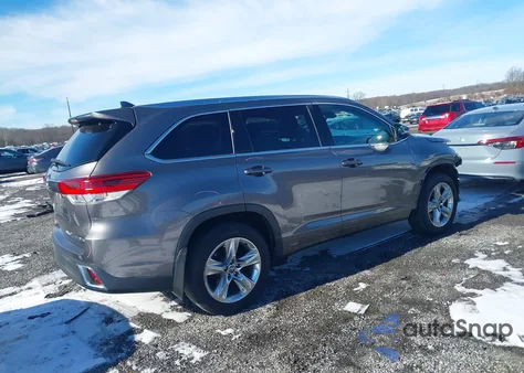 2018 Toyota Highlander Limited z USA, uszkodzony, nr VIN 5TDDZRFH2JS887222